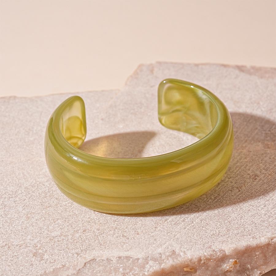 Vintage Round Smudging Bangles for Women European and American Punk Acrylic Cuff Bracelets Geometric Charms Wristband Jewelry