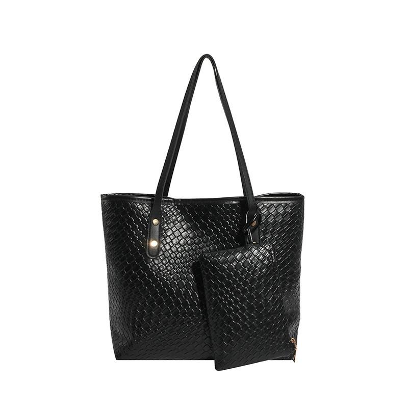 Oversized Fashion Bag With Polyester Lining And Double Shoulder Straps For Daily Wear