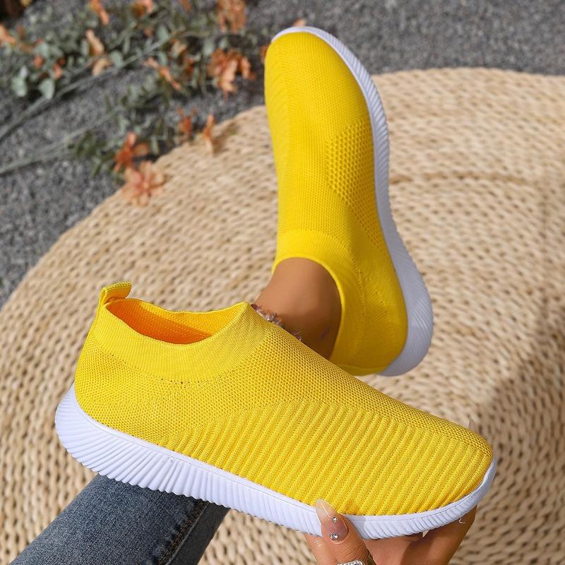 Fashion Fashionable and Lightweight Flat Sports Shoes for Women, New Summer Round Toe Mesh Breathable Soft-soled Single Shoes