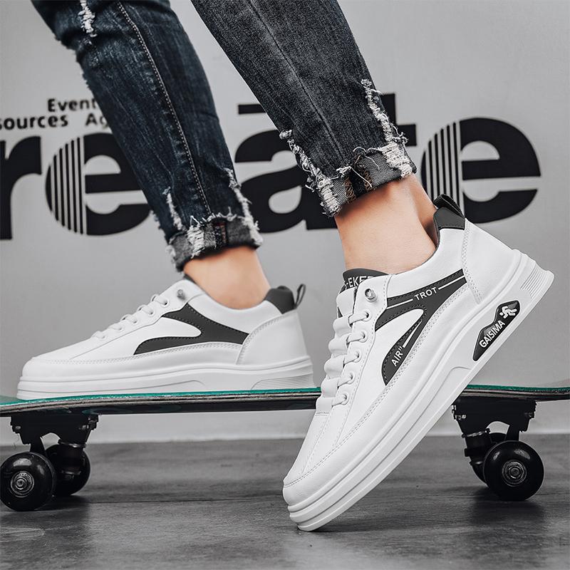 Men Shoes Skateboard Sneakers Casual Outdoor Hiking Non Slip and Wear Resistant Four Seasons Versatile Running Shoes