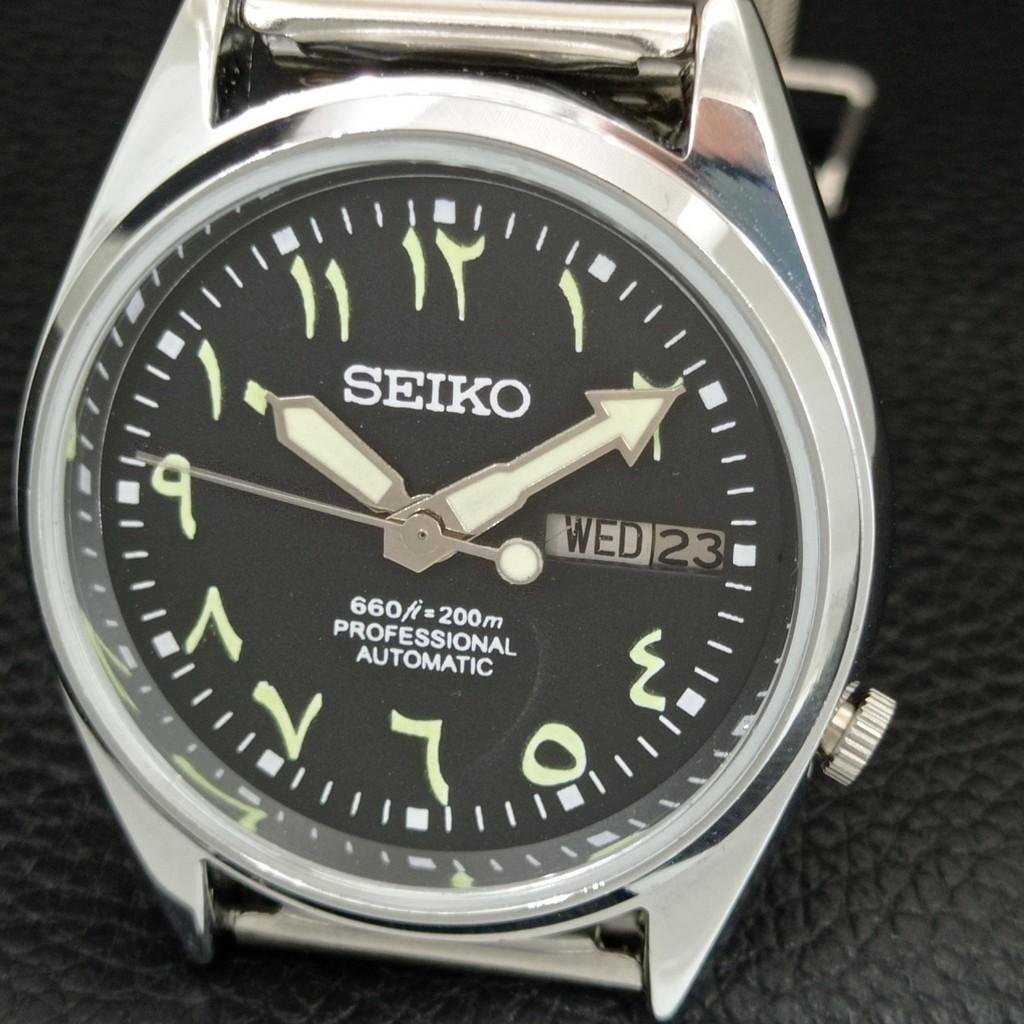 SEIKO 5 AUTOMATIC VINTAGE REFURBISHED JAPAN MENS BLACK DIAL WATCH a446381-1