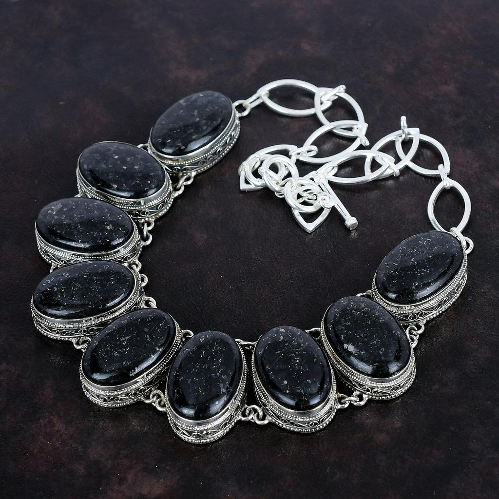 Ожерелье Nuummite с драгоценными камнями, винтажное изящное ожерелье, ожерелье из стерлингового серебра 925 пробы, регулируемое ожерелье с цепочкой, ювелирные изделия ручной работы для подарка