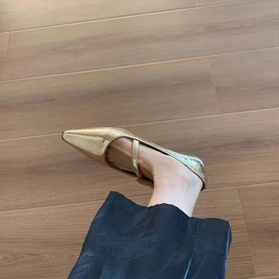 Французские Элегантные Золотые Туфли Лицо Вечер Нежный Подходят Юбка Острый Носок Толстый Каблук Новые Китайские Цветы Мэри Джейн Одинарные Туфли Женские