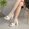 Мода Мода 2025 Босоножки женские на ремешке с пряжкой Новые летние туфли с открытым носком для офиса и карьеры больших размеров Бестселлер Босоножки на каблуке