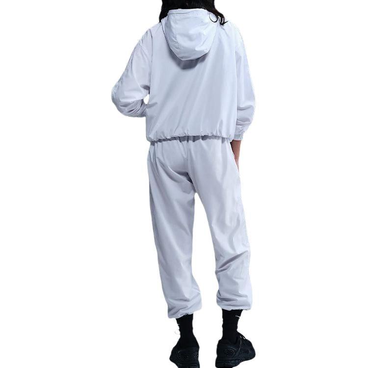 Nike Куртки и пальто Женские Белые FV6299-100