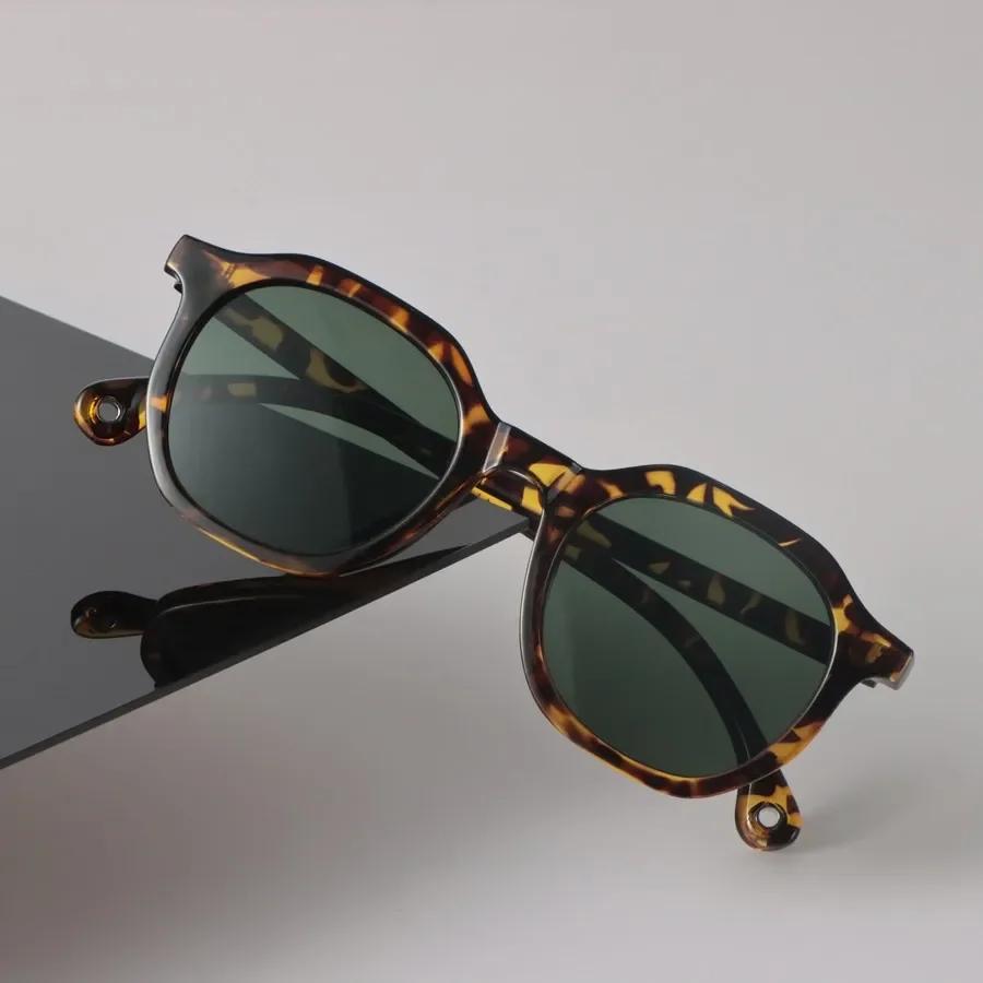 Vintage Rectangle Sunglasses Women Men Casual Fashion Glasses Luxurious Brand Designer Female