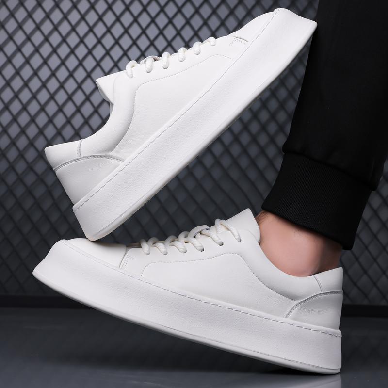 Fashion Comfortable Casual Skateboard Shoes Men Solid Leisure Sneakers Non-Slip Lightweight Male Walking Shoes All-match New Men Shoes