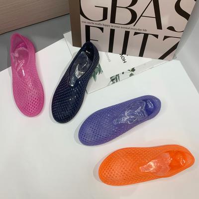 Новые летние туфли с отверстиями, женские, корейская версия, дышащие, закрывающие ноги, низкие пляжные туфли, повседневные, с плоским дном, полые, сумка и классные тапочки