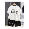 Комплект футболки с черно-белыми шортами и принтом King для мальчиков