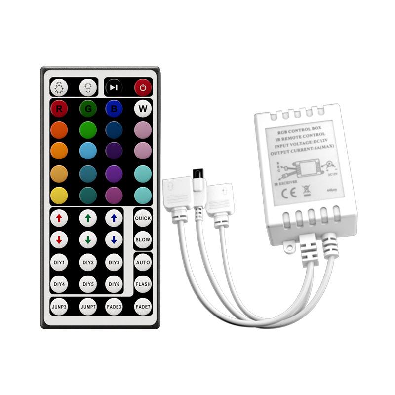 44-клавишный ИК-пульт для RGB светодиодных лент: Управление 5050/2835, Регулировка яркости и цвета.