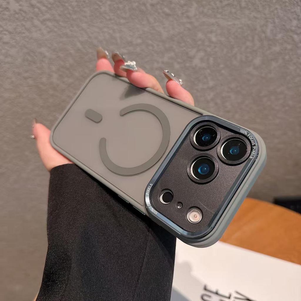 Магнитный чехол Cross-border для iPhone 17 Pro Max с полным покрытием, прозрачными мягкими краями и защитой от падений, подходит для моделей Apple 11-16.
