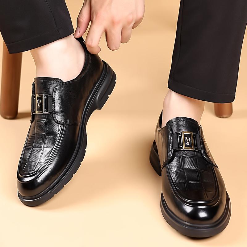 Fashion New Men's Business Casual Shoes Classic Male Slip On Flats Handmade Casual Leather Oxford Shoes Breathable Male Dress Footwear