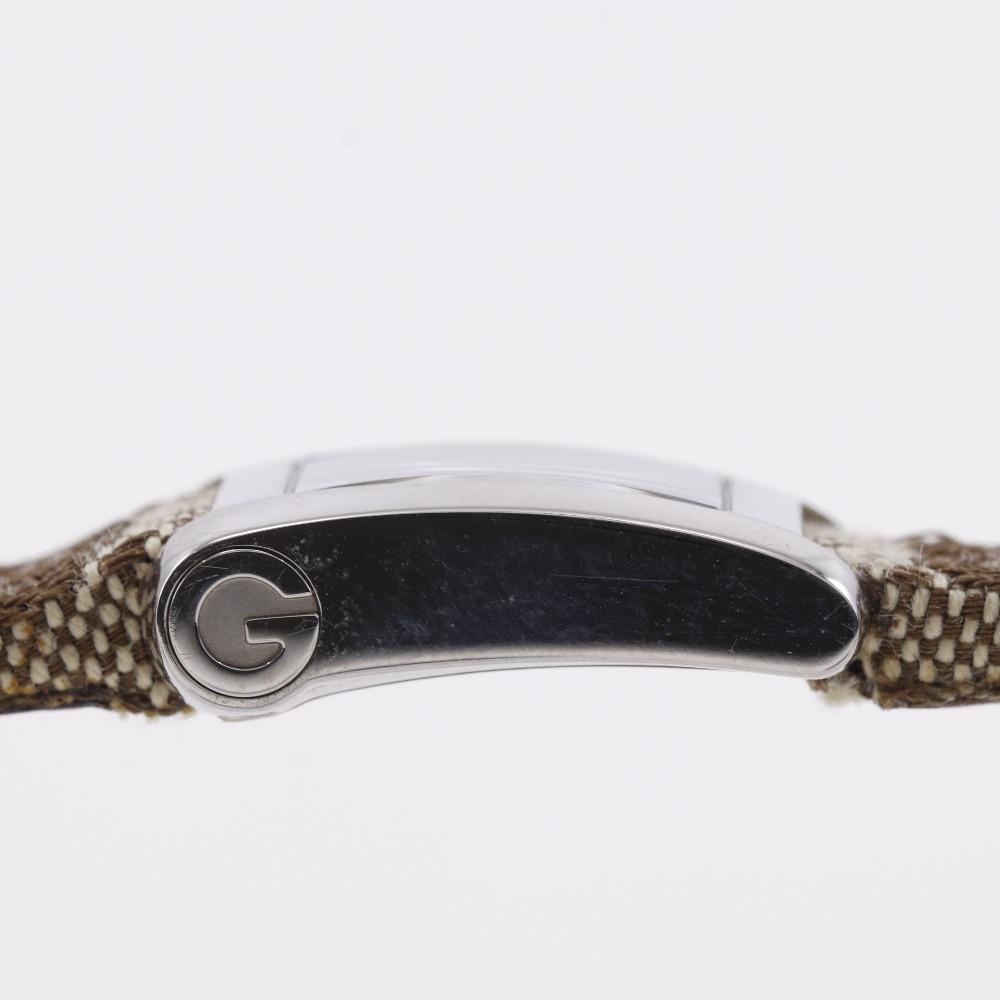 Gucci Часы 8600L Белый циферблат Нержавеющая сталь/GG канва Кварцевые Аналоговый дисплей Женские Б/У