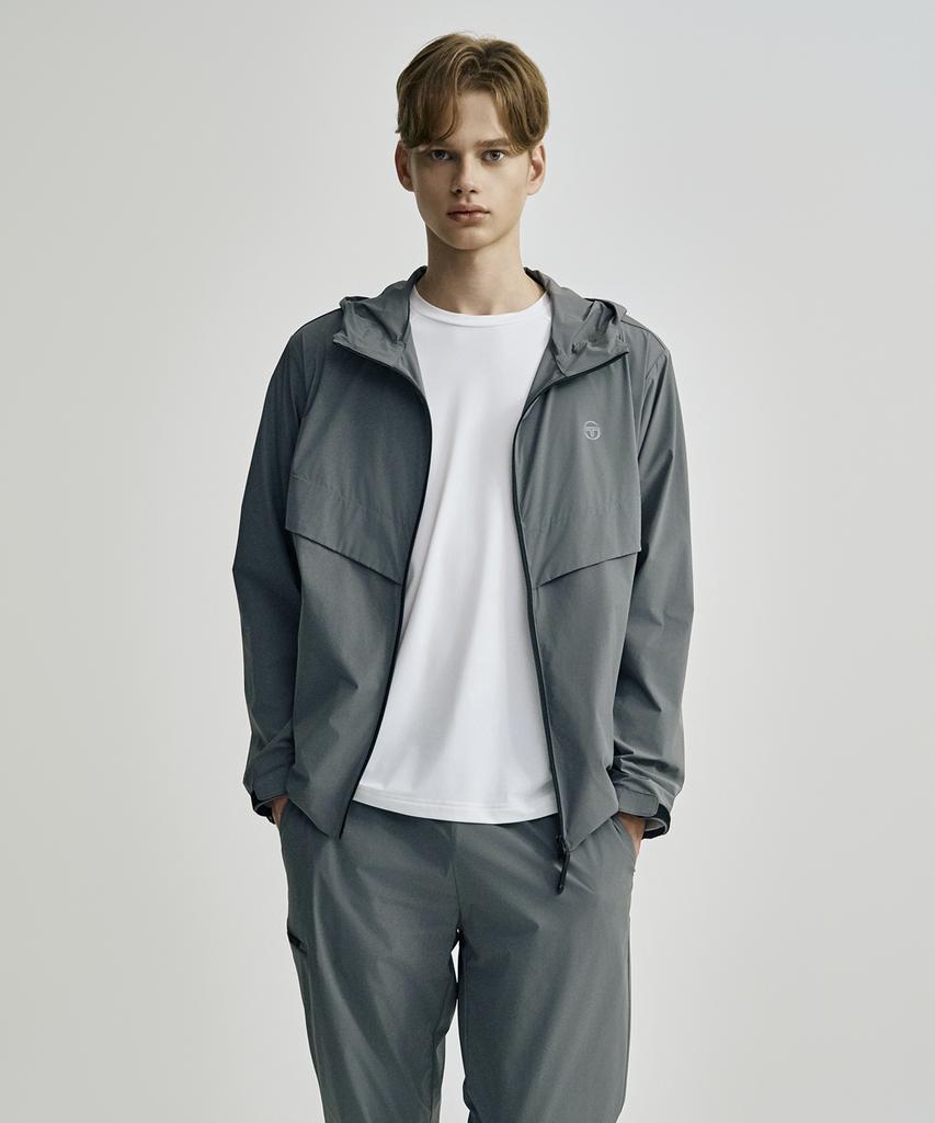 Мужская тканая куртка с вентиляцией и капюшоном Sergio Tacchini (Д.Грей)