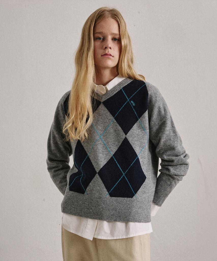 ARTID Merino Wool Argyle V-Neck Knit_Grey