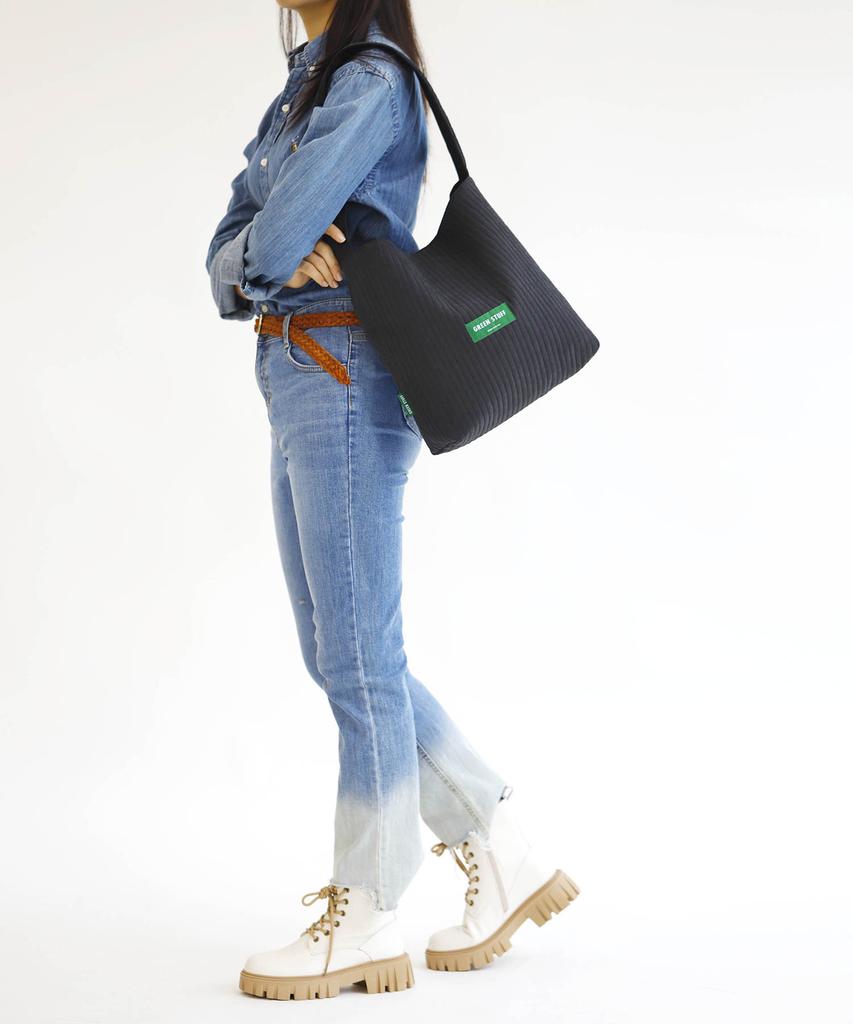 Простая сумка-шоппер Green Stuff 62 Мягкая стеганая - Черная
