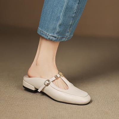 Модные шлепанцы Женская летняя обувь Низкий закрытый носок Клепки Слайды ПУ Резина Рим Каблуки-копытца Тканевая обувь Низкие женские шлепанцы Закрытый носок Клепки