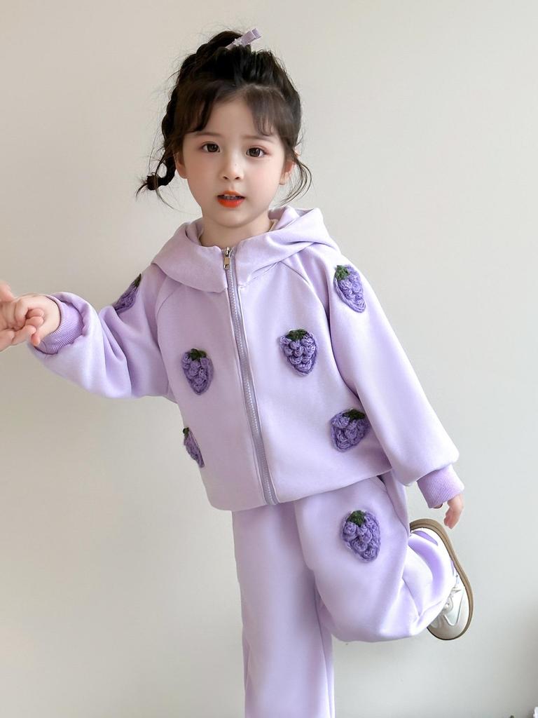 Модный осенний спортивный костюм для девочек 2025: Стильная детская одежда для весны и осени