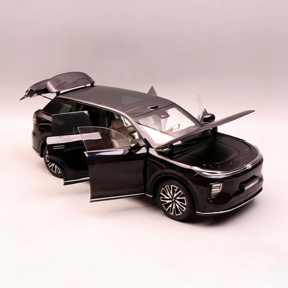 Литье под давлением 1:Масштаб 1:18 Changan Qiyuan Q07 Симуляция Сплав Статическая Модель Автомобиля Игрушка Подарок на День Рождения Коллекция Сувенир Украшение