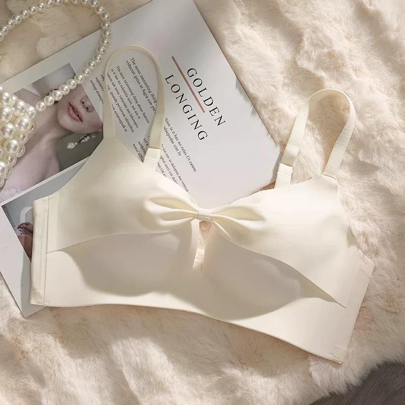 Underwear women's small breasts gather and show big without steel rings, close the breasts and support them, sexy and pure, hollow bras breasts