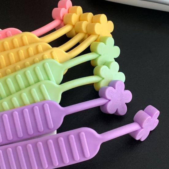 2Pcs Silicone Toilet Lid Lifter Flower Design Multi-Level Adjustment Anti-dirty Closestool Seat Cover Lid Handle Lifting Device Bathroom Accessories