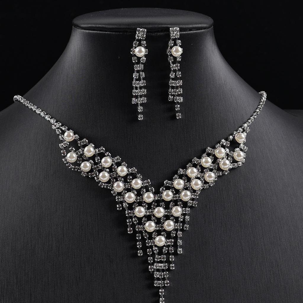 European and American Pearl Necklace Set Rhinestone Earrings Jewelry Set Banquet Dress Versatile Bridal Accessories