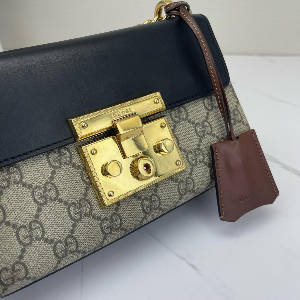 [Pre-Owned] Padlock Moonlight Treasure Box Series Metal Lock Logo Canvas And Leather Crossbody Bag Small - Excellent #1FHUW71