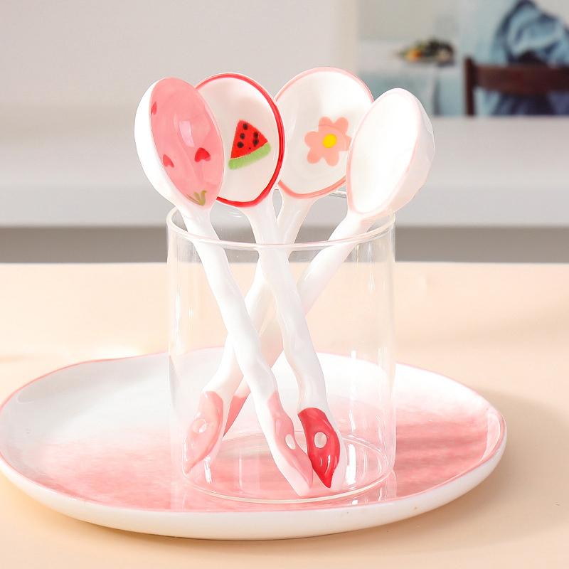 Кавайный Фруктовый Клубничный Керамическая Суповая Ложка Милая Ложка для Мороженого Ручной Росписи для Кофе Десерта с Длинной Ручкой Кухонные Аксессуары
