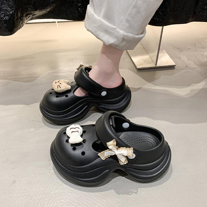 Cute thick-soled Mary Jane hole shoes women's 2025 new height increase summer wear beach non-slip cool slippers women