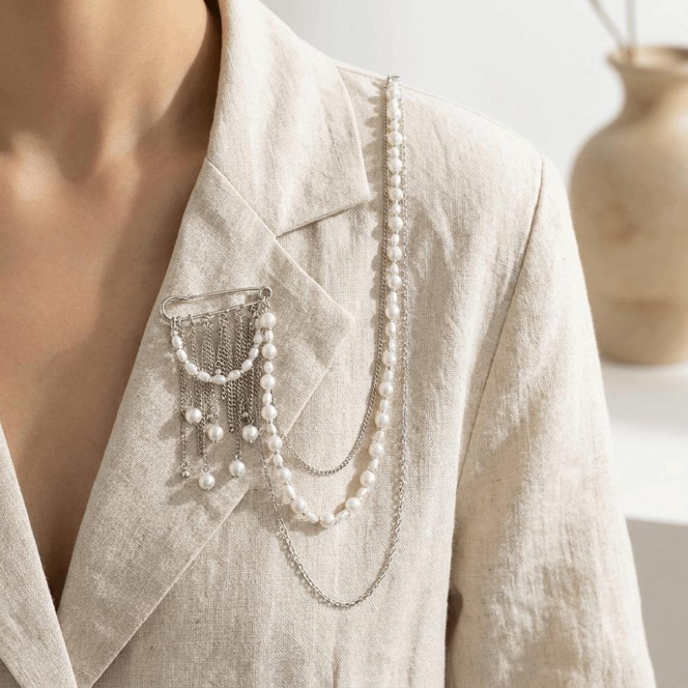 Zinc Zinc Alloy Multi-layer Brooch Pearl Safety Pin Brooch Unique Lapel Pin  Suit