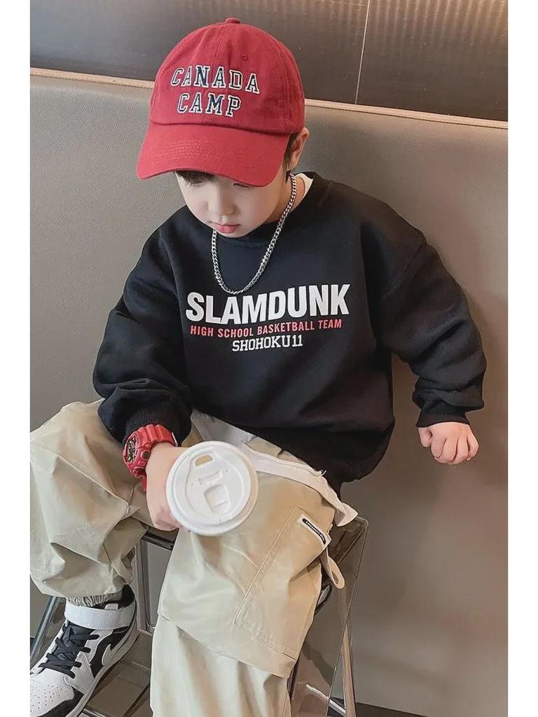 Стильная толстовка для мальчиков на осень 2023 года: Новые уличные топы для детей