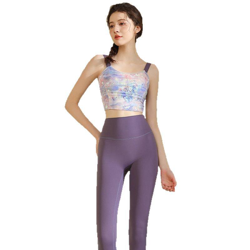 Женская сетчатая майка для йоги с нагрудными вкладышами - красивая спина, фитнес-жилет для пилатеса