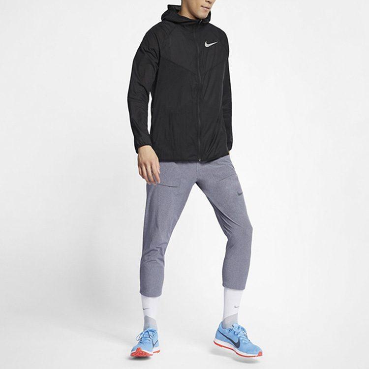 Nike Куртки Мужские Черные С Капюшоном Умеренные Прочие AR0258-011