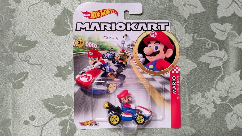 Hot Wheels Mario Kart MARIO Standard Kart 522-3 GBG26-0911
