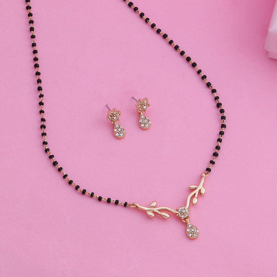 Комплект ожерелья Estele с позолоченным цветком и подвеской Mangalsutra для женщин