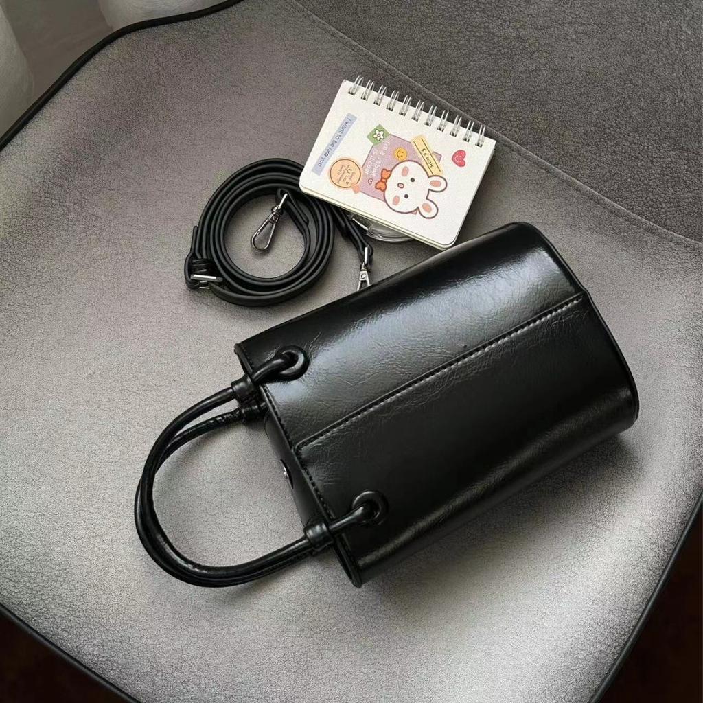 Fashionable Bucket Bag used for Women's Popular Choice High-end Easy Handbag Autumn and Winter New Black Versatile Cross-span Bag