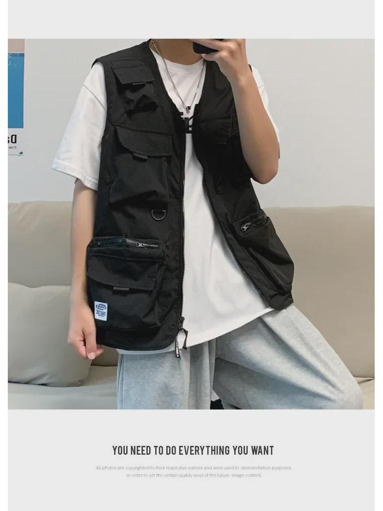 Men's Korean Style Multi-Pocket Workwear Vest - Trendy, Loose, and Sleeveless Summer Waistcoat
