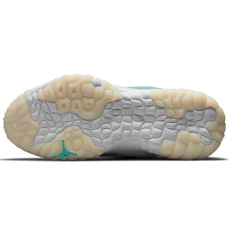 Кроссовки Air Jordan Delta 2 Platinum Grape Ice Мужские Белый Платиновый оттенок Частично-серый CV8121-002