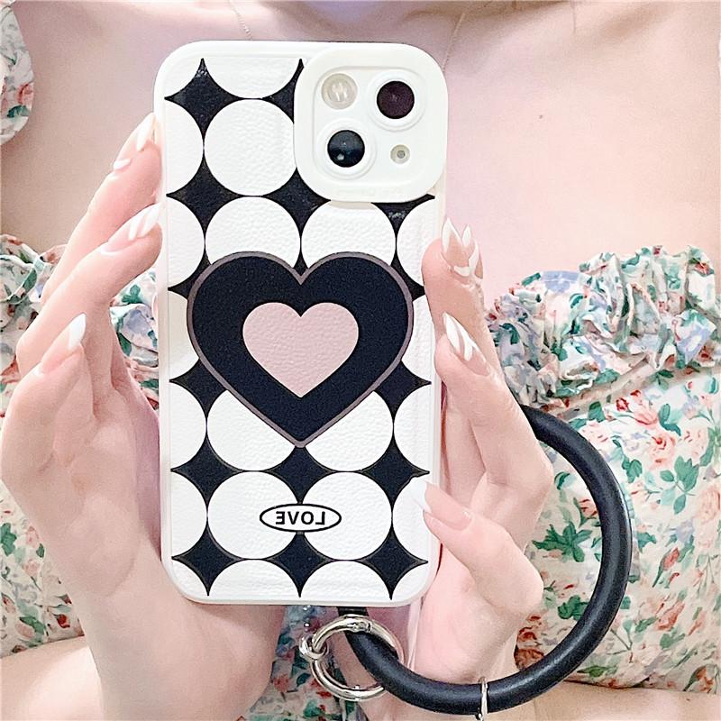 Apple Bracelet iPhone Leather Case: Compatible with iPhone 11, 13 Pro, 14, XS Max.