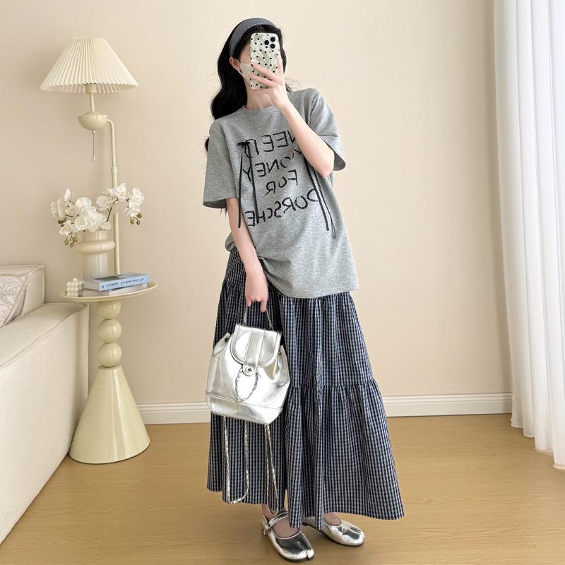 2026 Summer Korean Loose T-shirt & Plaid Maternity Skirt Set
