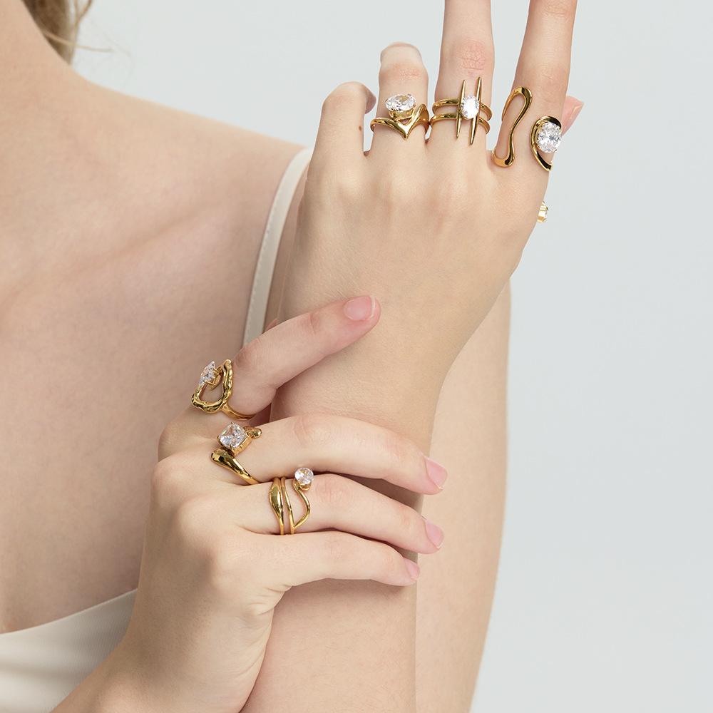 European and American stainless steel electroplating 18K gold irregular lines zircon ring personality exaggerated jewelry jewelry women