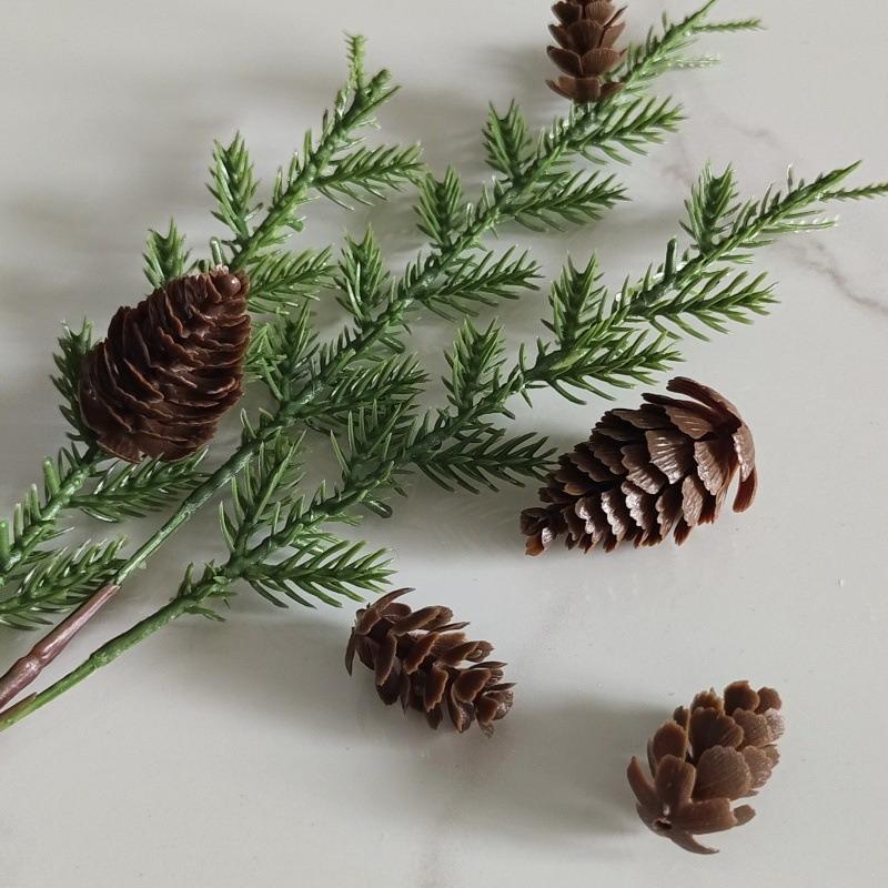 100 шт. Искусственные растения Искусственная сосновая шишка Рождество Для фестиваля Свадебная вечеринка Дом Подарок Навидад