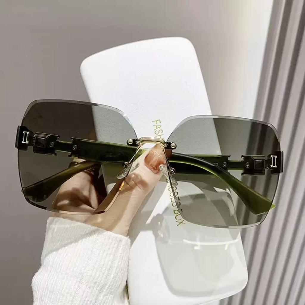 Popular borderless sunglasses Internet celebrity women UV protection sunglasses men large frame glasses