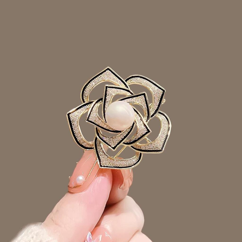 High-End Women's Brooch Collection: Butterfly, Camellia, Pearl Designs - Elegant Jewelry for Christmas & Men's Clothing Accessories