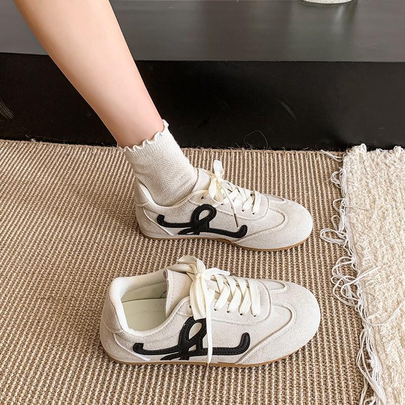 Осень новая 2025 немецкие тренировочные туфли женские на шнуровке одинарные туфли мягкая подошва легкие повседневные спортивные туфли ретро туфли Форреста Гампа