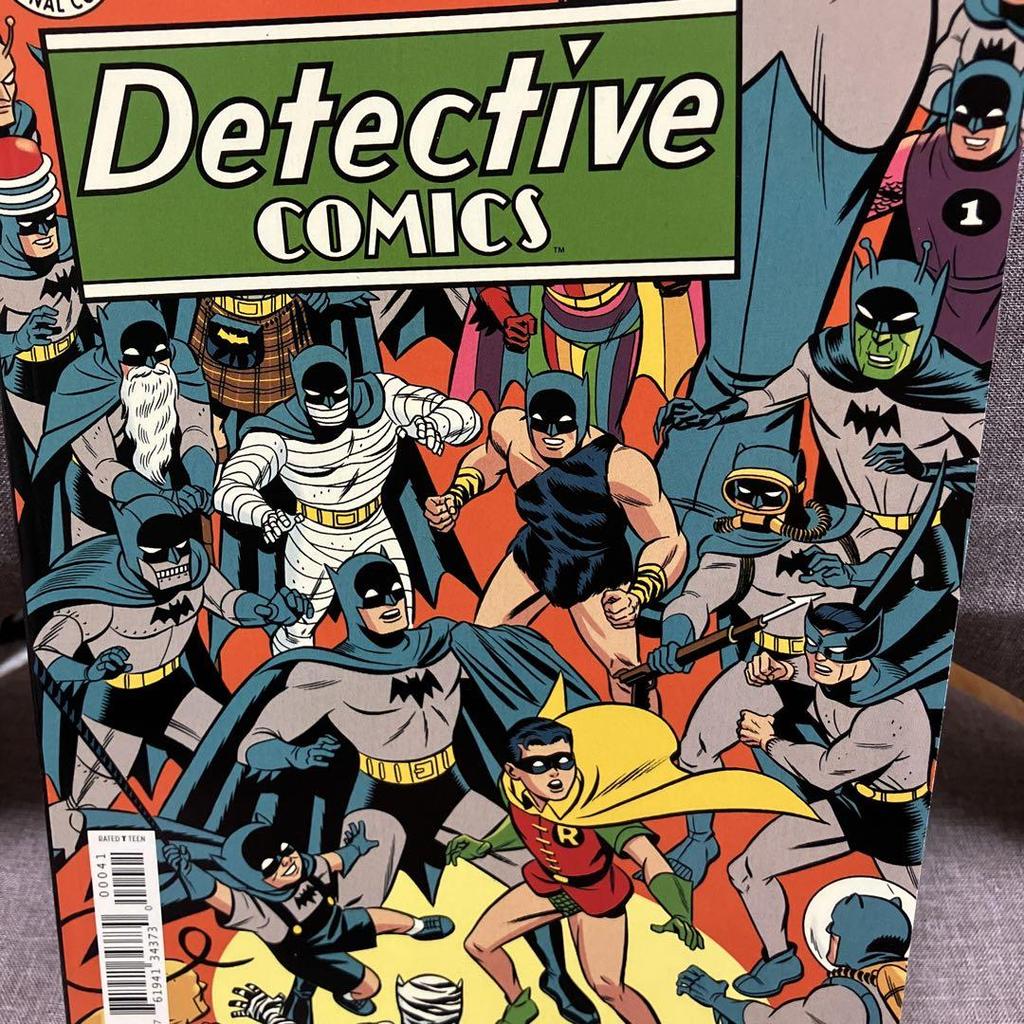 [ИСПОЛЬЗОВАННЫЙ] Batman Detective Comics 1000 Обложка 1950