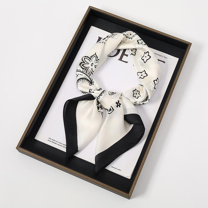 Minimalist Dotted Print Designer Scarf Women 70x70cm Lightweight Silk Scarves Luxury Elegance Bandana Neckerchief Shawl Kerchief