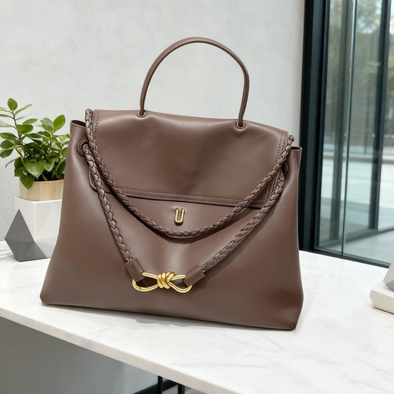 Plain Fashion Light Luxury All-match Bow Gold Buckle Single-shoulder Cross-slung Portable Leather Tote Bag