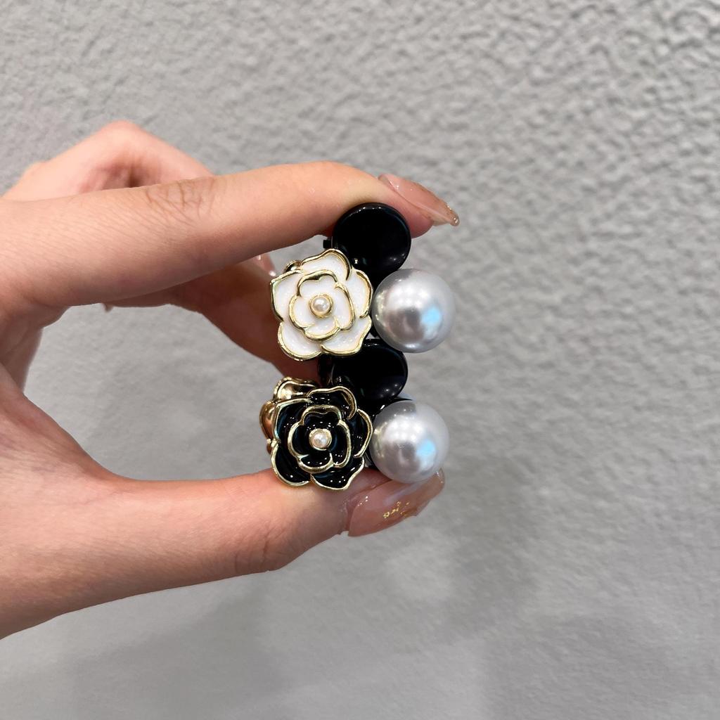 Заколка для волос с яркими камушки из горного хрусталя