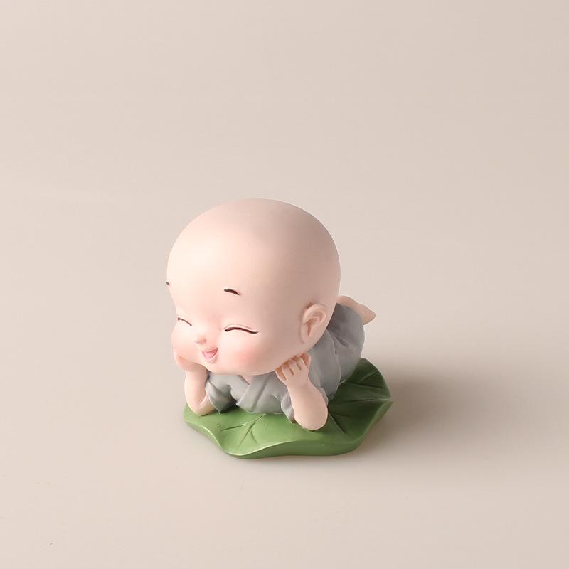 Дзен-декор автомобиля: Набор из четырех украшений в виде качающейся головы монаха для украшения интерьера